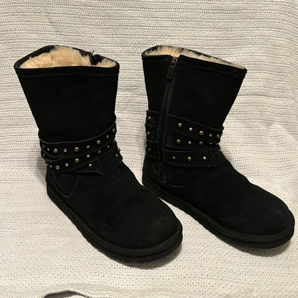 Ugg - Clovis Girls Boot